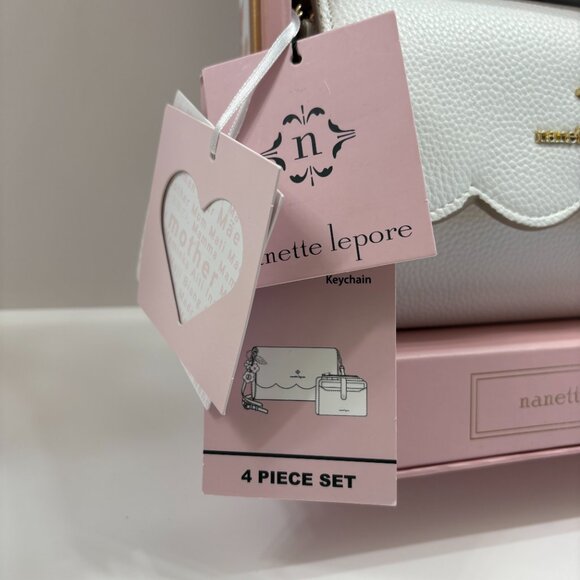 Nanette Lepore - 4 Piece Box Gift Set - Bag/ Wallet / Card Case /Key Chain- NWT - Picture 12 of 12